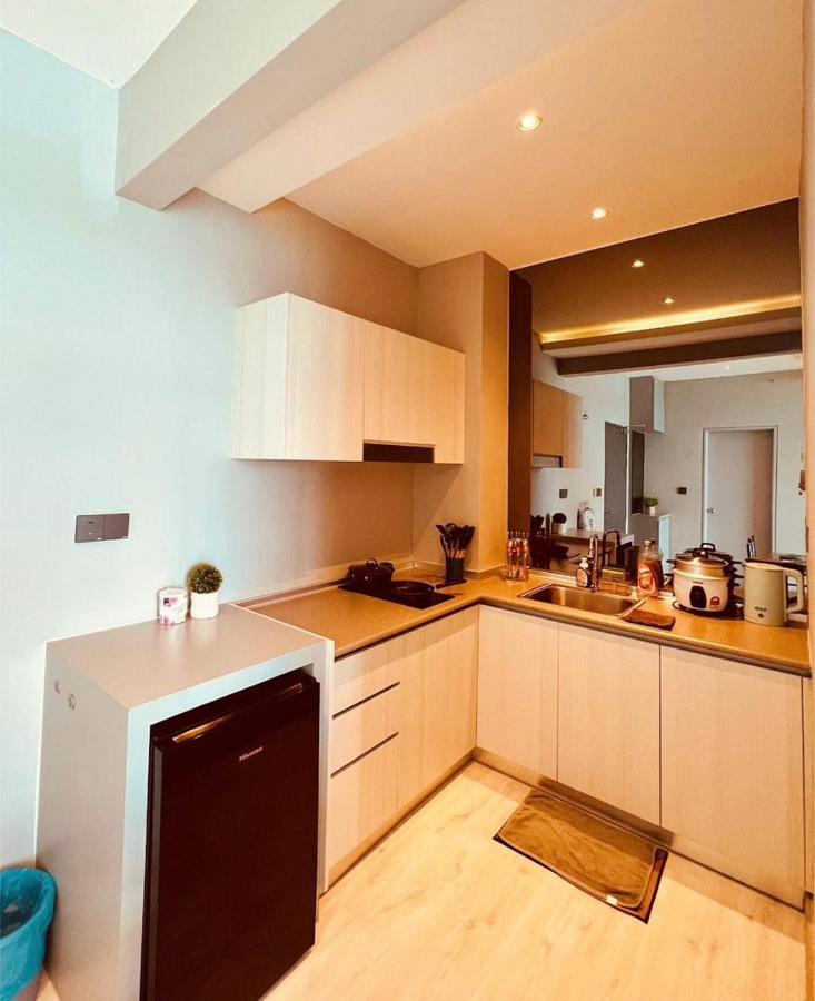 Apartamento Winj Management At Jesselton Quay Kota Kinabalu Exterior foto