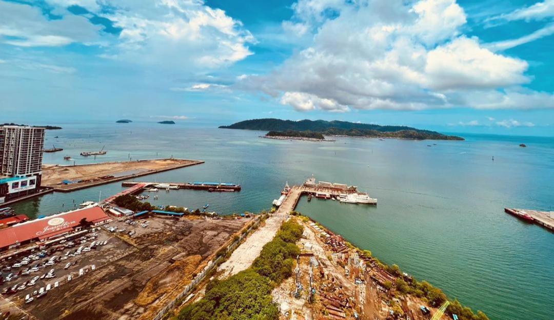 Apartamento Winj Management At Jesselton Quay Kota Kinabalu Exterior foto